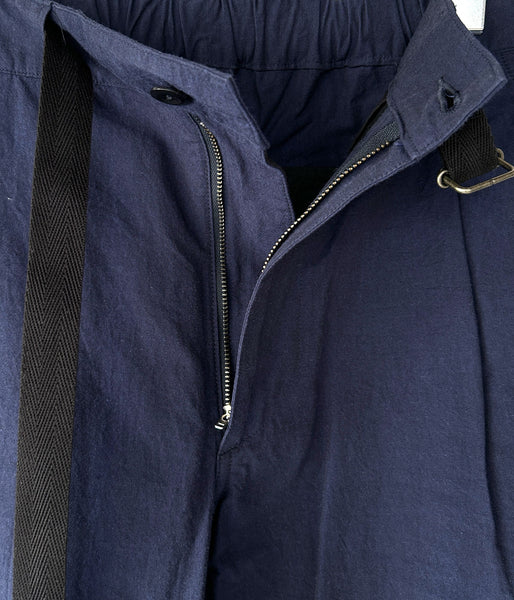 MHL./CRISP COTTON CHAMBRAY TROUSERS (NAVY)