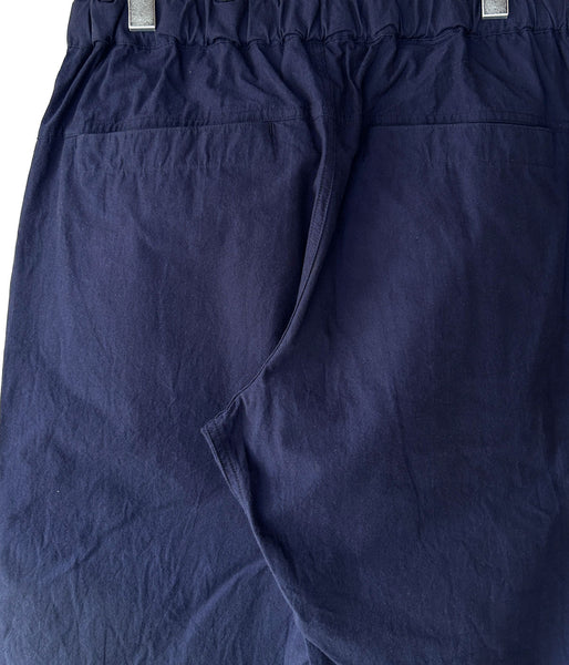 MHL./CRISP COTTON CHAMBRAY TROUSERS (NAVY)