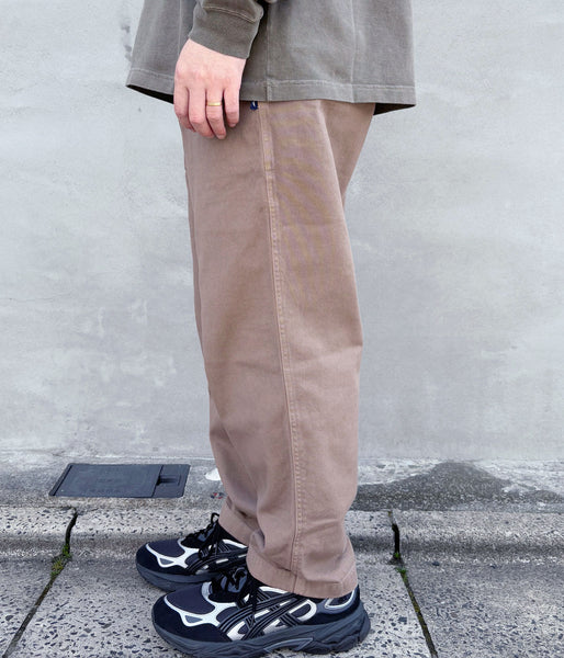 DESCENDANT/SHORE TWILL BEACH TROUSERS PIGMENT DYE (BROWN)