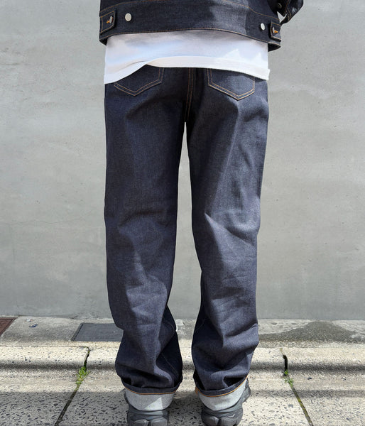 DIGAWEL/STRAIGHT DENIM PANTS (NAVY)