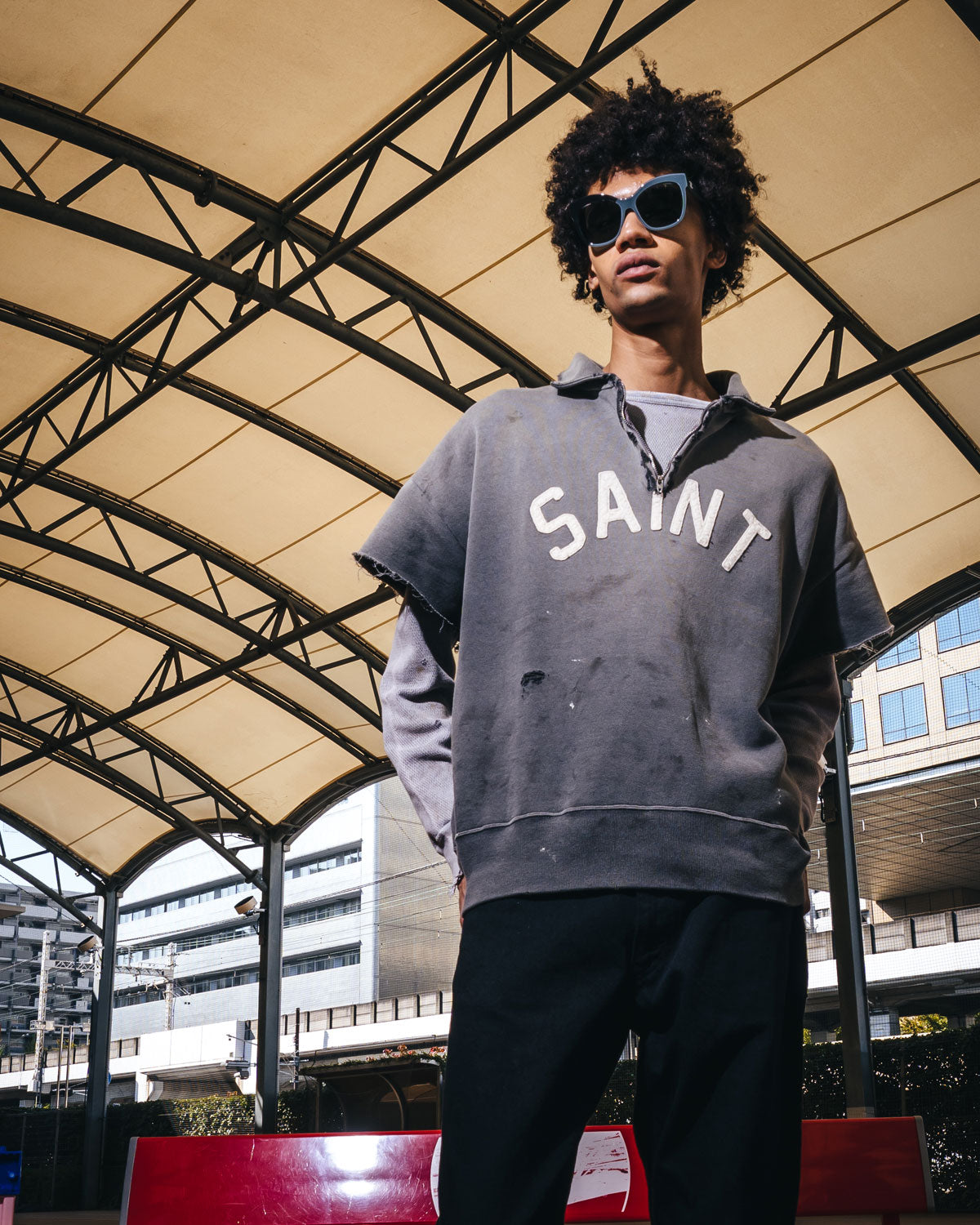 SAINT MICHAEL/SS HALF ZIP SWEAT/SAINT/CHARCOAL