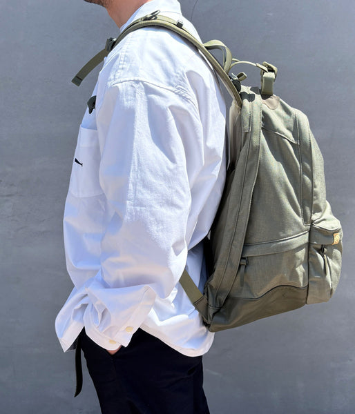visvim/CORDURA 22L (OLIVE)