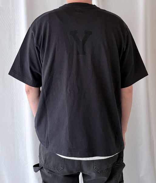 blurhms ROOTSTOCK/ALE-Y 88/12 Print Tee WIDE (NightBlack×Black-PT)