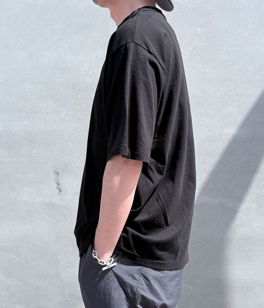 INTERIM/SEA ISLAND TOMPKINS LOOP JERSEY HYPER BIG BINDER NECK TUBE TEE (BLACK)