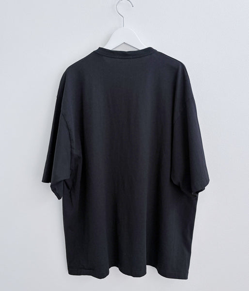 INTERIM/SEA ISLAND TOMPKINS LOOP JERSEY HYPER BIG BINDER NECK TUBE POCKET TEE (BLACK)