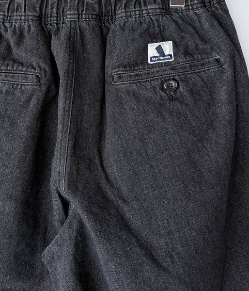DESCENDANT/JERRY DENIM SHORTS (BLACK)