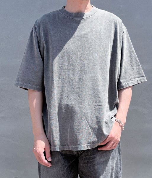 INTERIM/VINTAGE FADE BLACK  HYPER BIG T-SHIRT (POWDER)