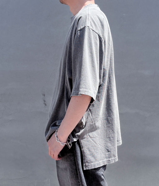 INTERIM/VINTAGE FADE BLACK  HYPER BIG T-SHIRT (POWDER)