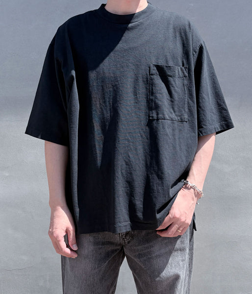 INTERIM/VINTAGE FADE BLACK  HYPER BIG POCKET T-SHIRT (SULFUR)