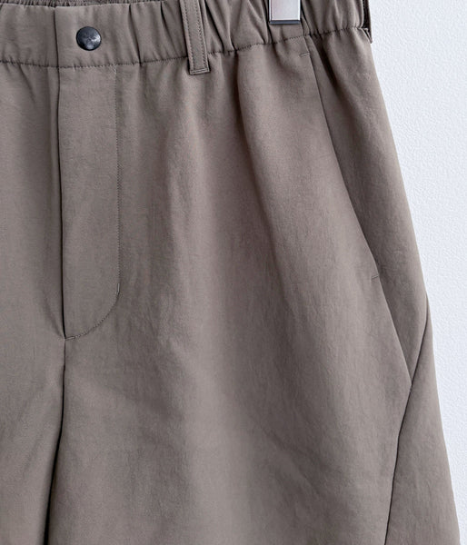 Goldwin/AIR IMPRESSION VENTRIS RELAX SHORTS (SAND LAND)