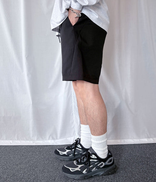 Goldwin/AIR IMPRESSION VENTRIS RELAX SHORTS (BLACK)
