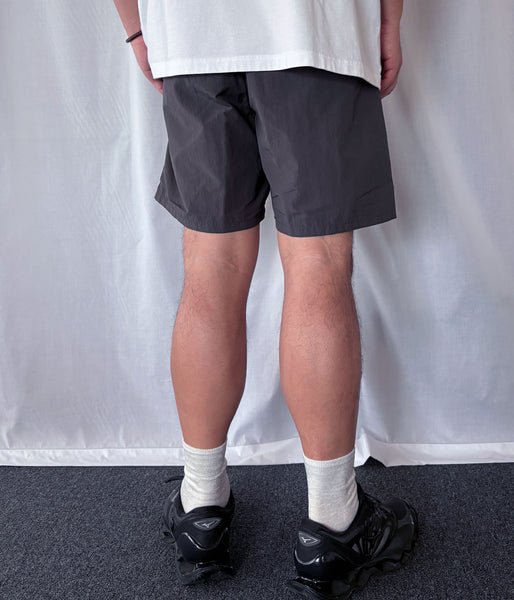 Goldwin/NYLON SHORTS (DEEP CHARCOAL)