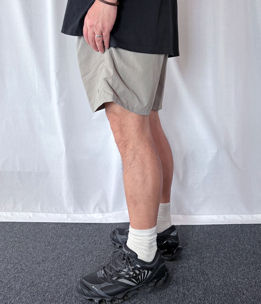 Goldwin/NYLON SHORTS (ARID BEIGE)