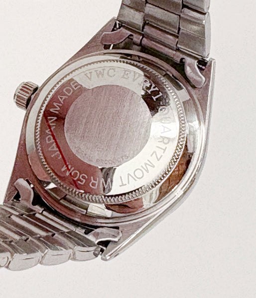 UNIVERSAL PRODUCTS./EVERY-ONE NON DATE