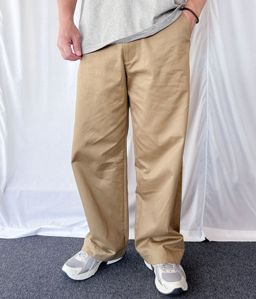 UNIVERSAL PRODUCTS./NO TUCK CHINO TROUSERS (CAMEL)