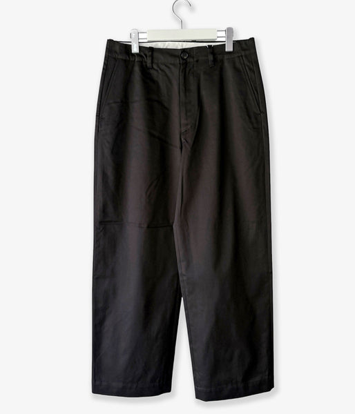 UNIVERSAL PRODUCTS./NO TUCK CHINO TROUSERS (BLACK)