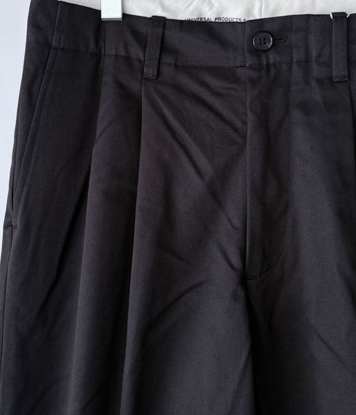 UNIVERSAL PRODUCTS./2TUCK WIDE CHINO TROUSERS (BLACK)