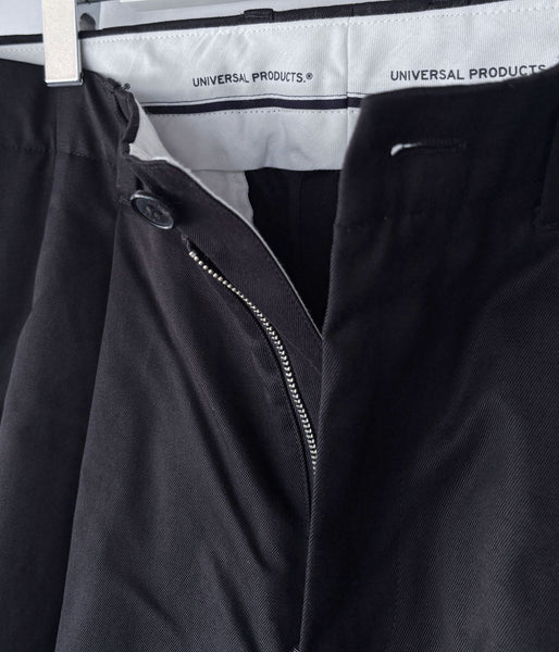 UNIVERSAL PRODUCTS./2TUCK WIDE CHINO TROUSERS (BLACK)