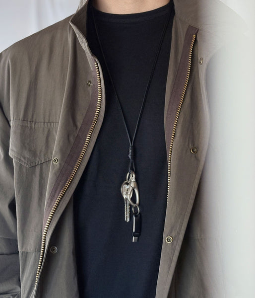 nonnative/WORKER KEY RING WITH LEATHER CORD