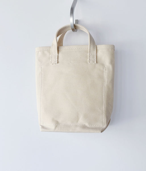 holk/TOTE 01 by this is a(n)