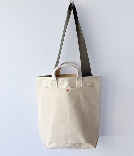 holk/TOTE 02 by this is a(n)
