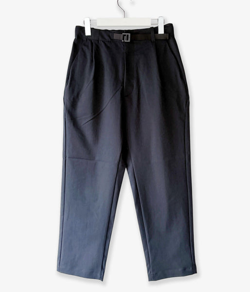 Goldwin/ONE TUCK TAPERED STRETCH PANTS (DARK NAVY)