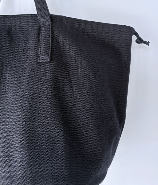 ERA./HOMMA HERRINGBONE HELMET BAG (BLACK)