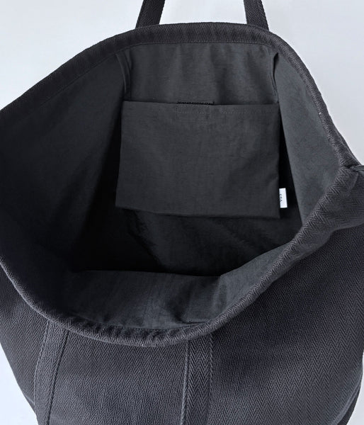 ERA./HOMMA HERRINGBONE HELMET BAG (BLACK)