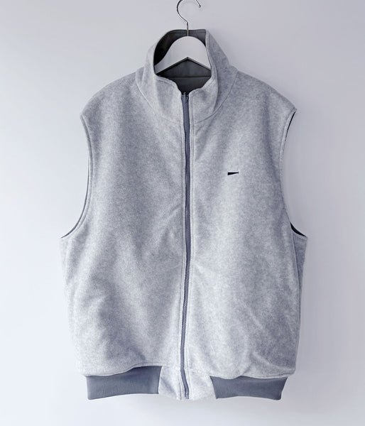 DESCENDANT/DAVID NYLON VEST (GRAY)
