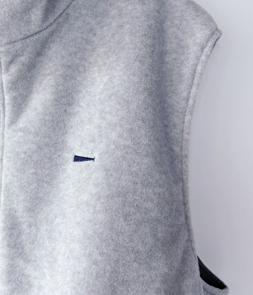 DESCENDANT/DAVID NYLON VEST (GRAY)
