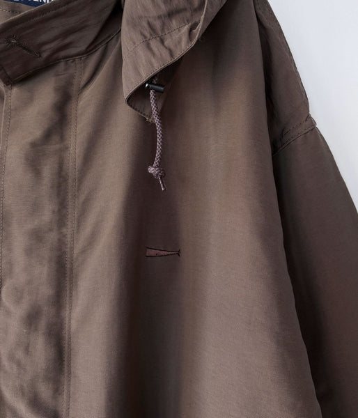DESCENDANT/D-65 NYLON COAT (BROWN)