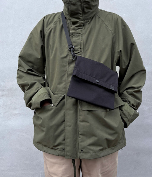 MHL./NYLON CANVAS SACOCHE