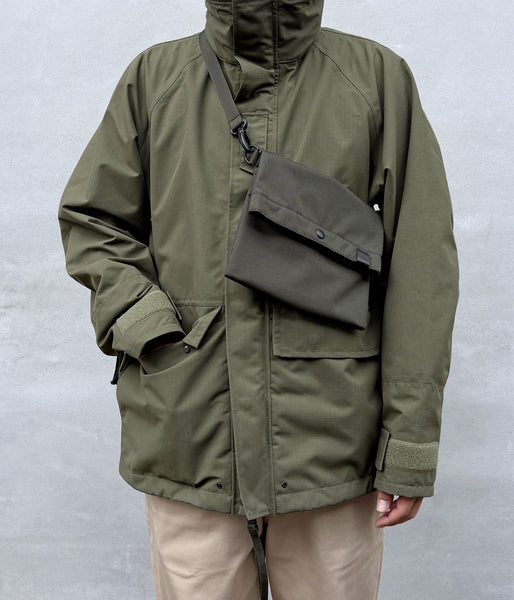 MHL./NYLON CANVAS SACOCHE
