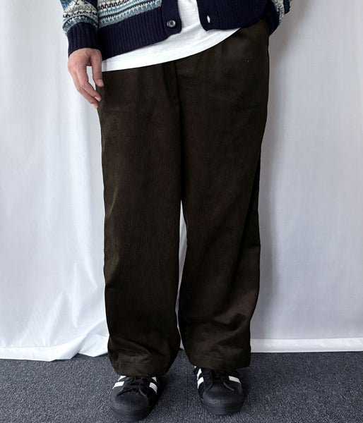 DESCENDANT/NORA CORDUROY TROUSERS (OLIVE DRAB)