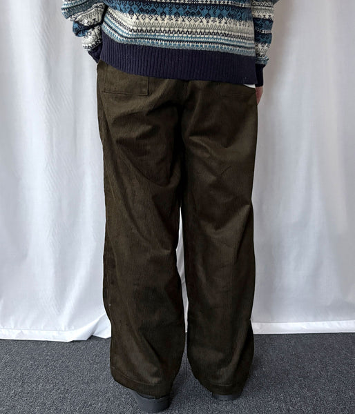 DESCENDANT/NORA CORDUROY TROUSERS (OLIVE DRAB)