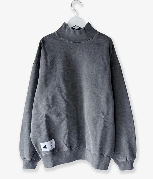 DESCENDANT/SPUR MOCK NECK PIGMENT DYE (BLACK)
