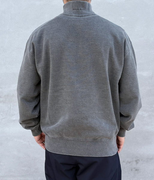 DESCENDANT/SPUR MOCK NECK PIGMENT DYE (BLACK)
