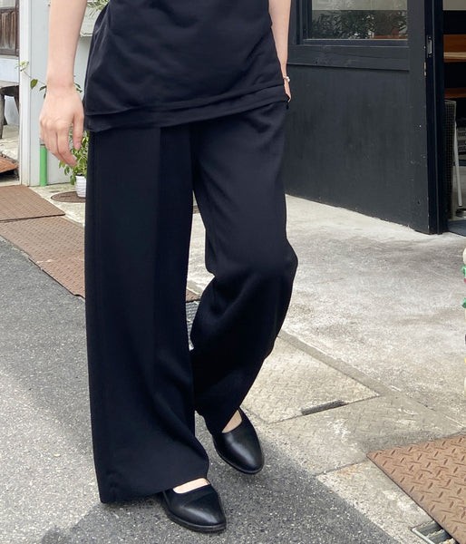 PHEENY/AMUNZEN 2 TUCK WIDE PANTS(BLACK)