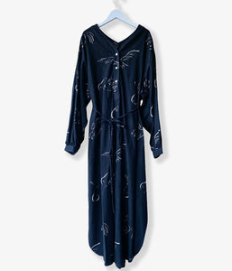 WRYHT/SLIT NECK PAJAMA DRESS(BLACK)