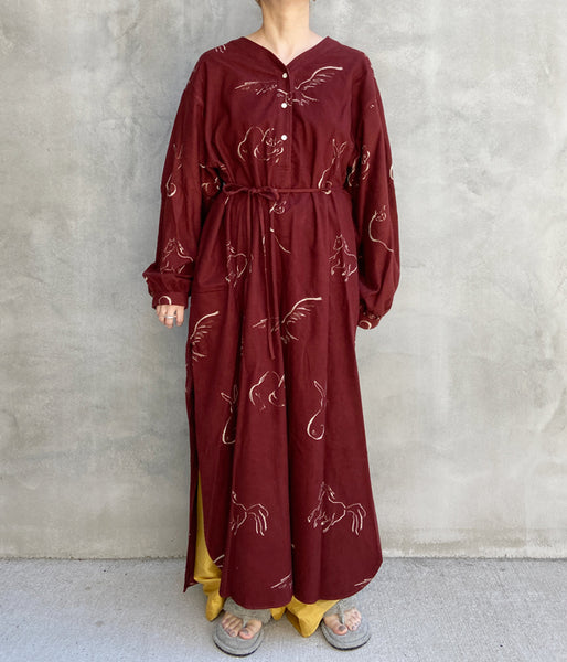 WRYHT/SLIT NECK PAJAMA DRESS(CAYENNE)