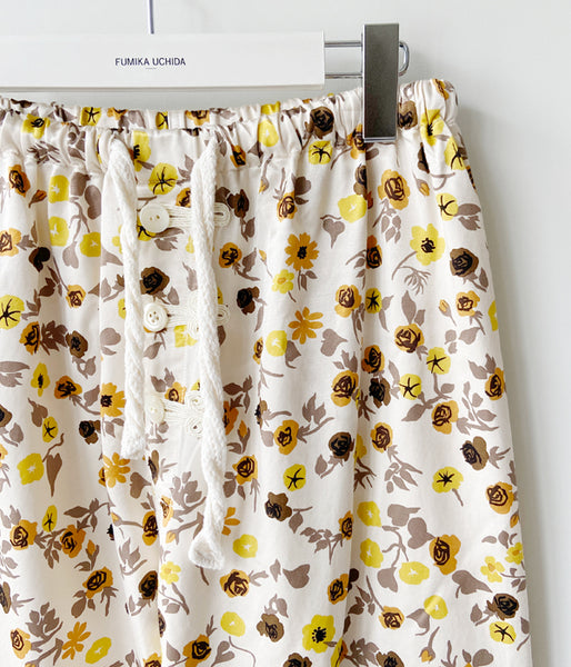 FUMIKA_UCHIDA/FLOWER PRINTED PANTS(ECRU)