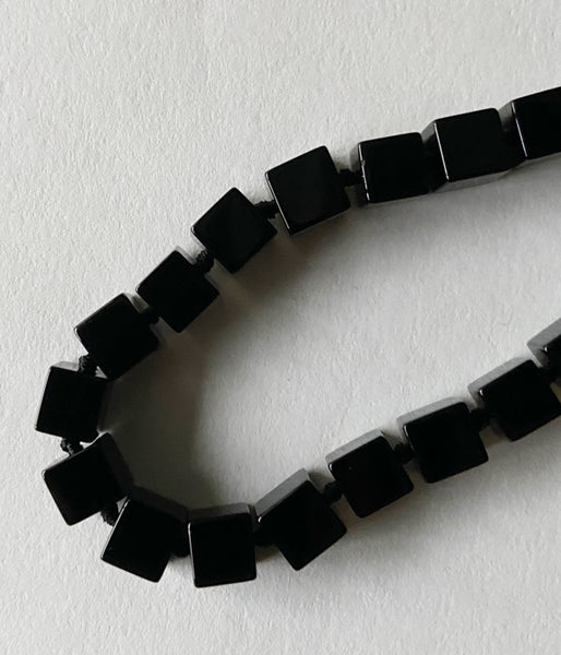 R.ALAGAN/CUBE STONE NECKLACE(BLACK ONYX)