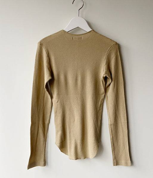 FUMIKA_UCHIDA/GAUZE WAFFLE HENLEY-NECK TOP (KHAKI)