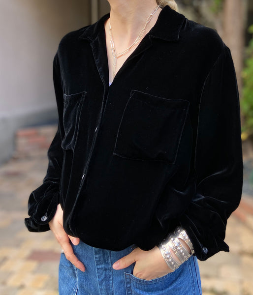 KINRADEN/EXHALING HER NECKLACE SMALL