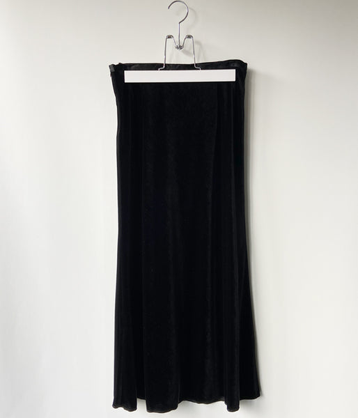 nowos/VELOUR SKIRT(BLACK)