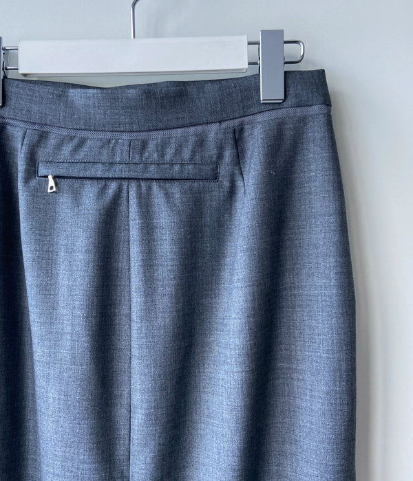 FUMIKA_UCHIDA/ZIPPED BACK SLIT MIDI SKIRT(MIDDLE GREY)