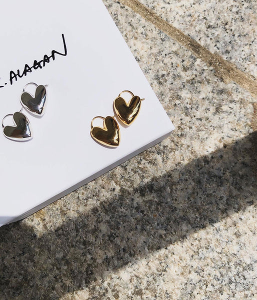 R.ALAGAN/TINY PUFFY HEART HOOPS