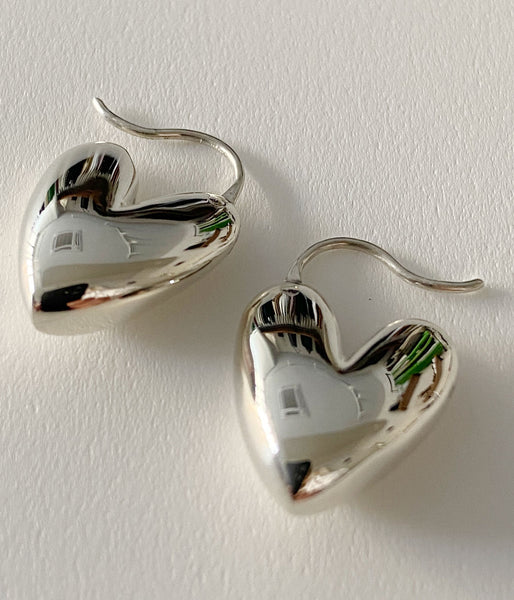 R.ALAGAN/TINY PUFFY HEART HOOPS