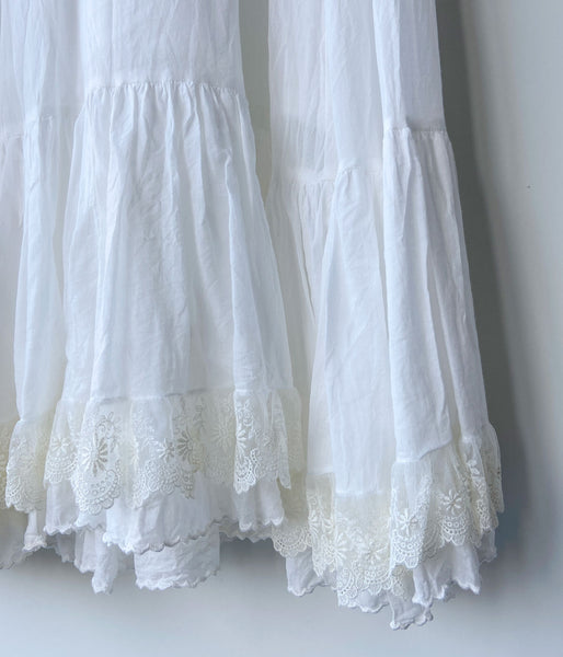 nowos/LACE SKIRT(WHITE)