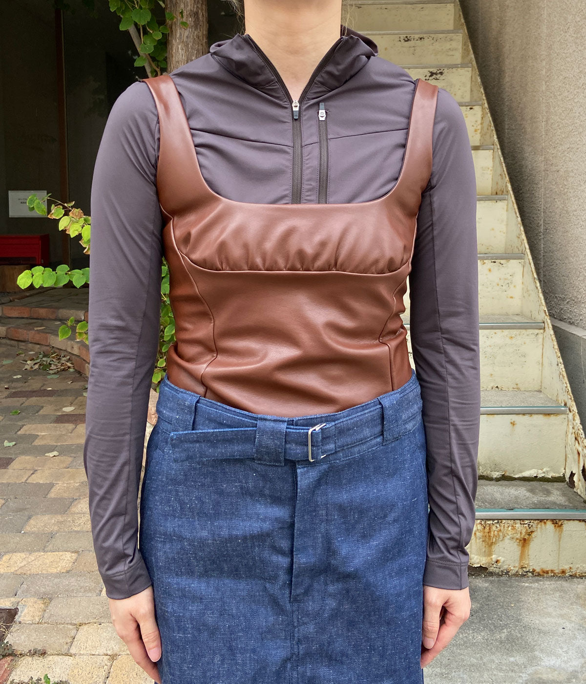 FUMIKA_UCHIDA/NYLON JERSEY HALF-ZIP BODYSUIT(TAUPE)